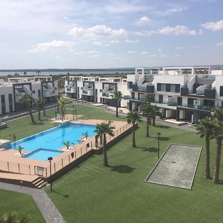 Oasis Beach Dream Holiday กวาร์ดามาร์เดลเซกูรา ภายนอก รูปภาพ